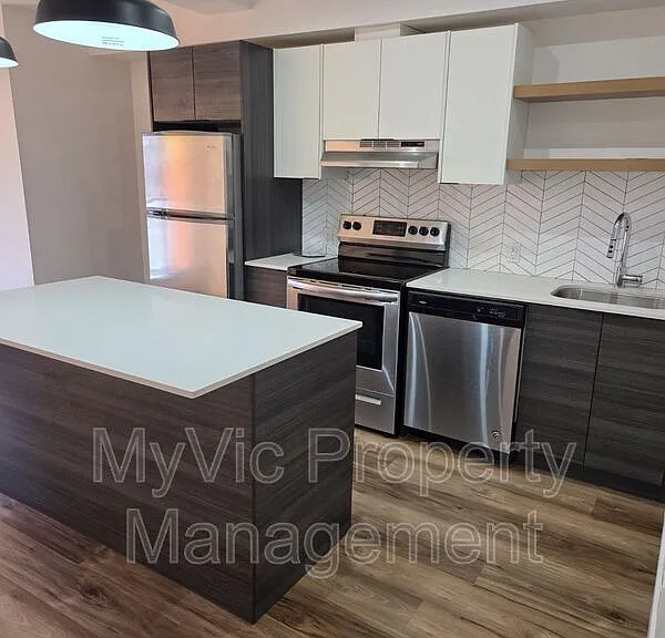 8015 102nd St NW #BACHELOR — Photo 3