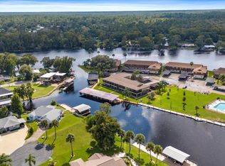 1640 Juno Trl APT 104H, Astor, FL 32102