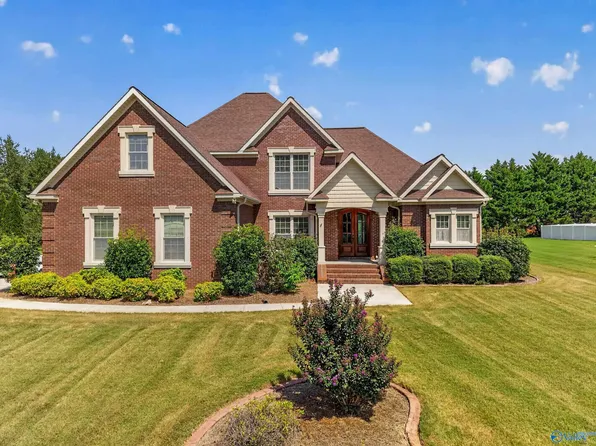 1106 Miranda Ln SW, Jacksonville, AL 36265