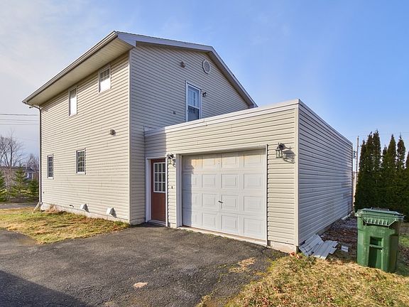 3rd image of 63 Brookvale Dr