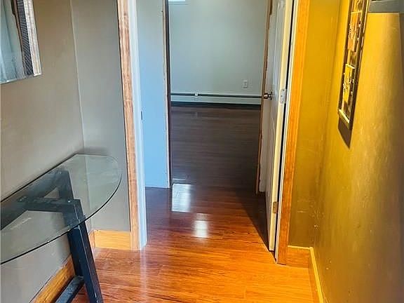 3rd image of 713 Hudson St