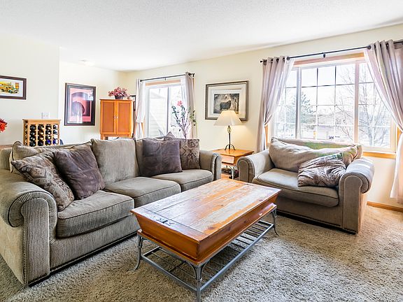 3rd image of 2501 Cobble Hill Ct Unit B