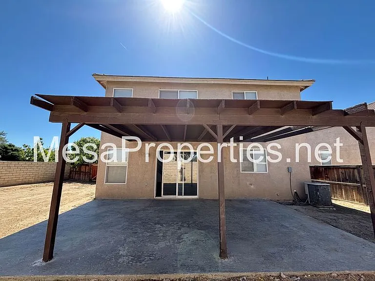 15083 Brown Ln — Photo 25