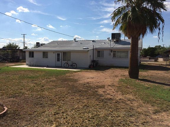 3rd image of 2241 E Arbor Cir
