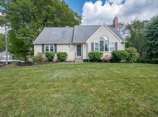 16 Herricks Ln, Millbury, MA 01527