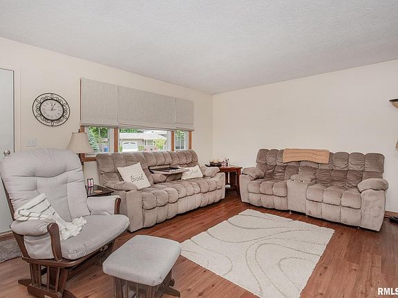 4th image of 3121 Windsor Dr