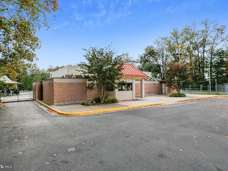567 Pelican Ave — Photo 82