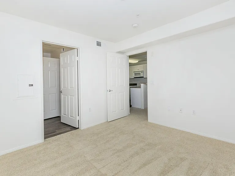 Heritage Square Senior Apartment Homes — Photo 18