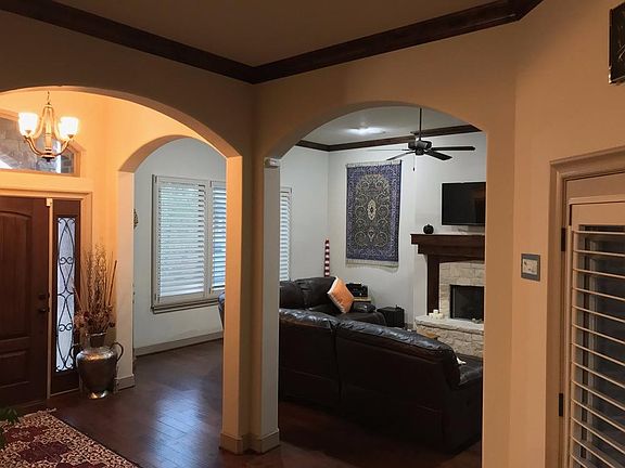 2nd image of 6105 74th St