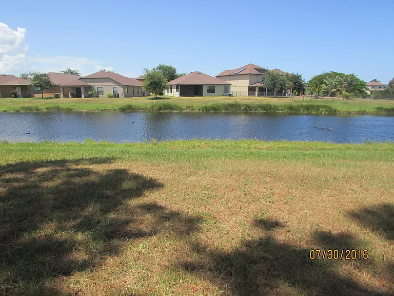 700 Benton Dr — Photo 28