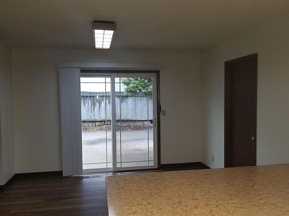 4th image of 5849 Christopher Dr