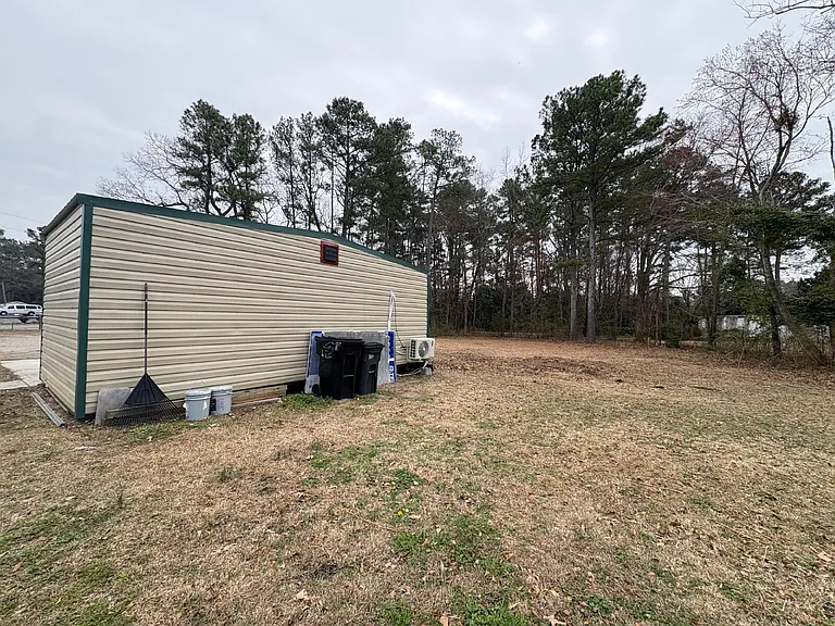 3174 Lindsay Rd — Photo 24