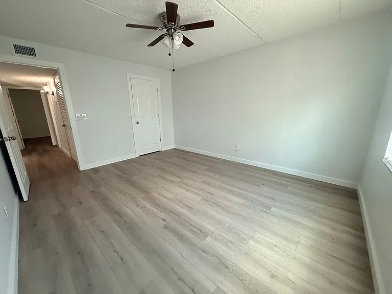 14417 Americana Cir #204 — Photo 21