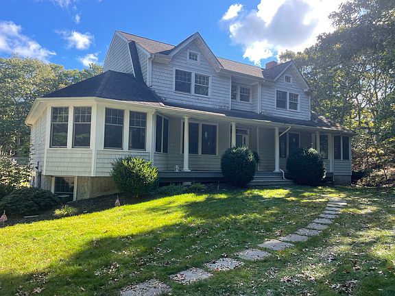 2 story traditional on 1.84 acres
Private cul de sac 
Steps to beach