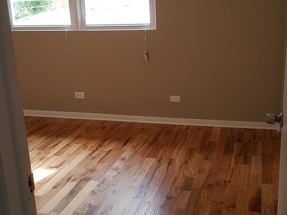 2nd image of 2415 N Central Ave #2