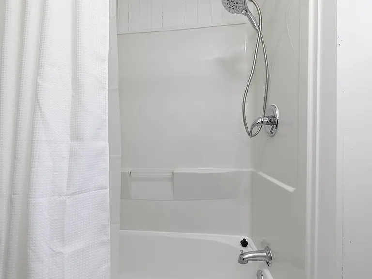 108 Pharis St #1 — Photo 35
