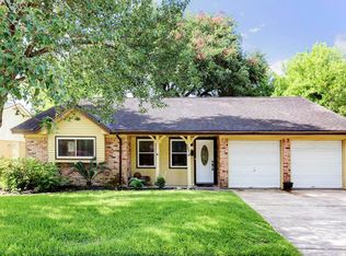 10639 Northbrook Dr, Houston, TX 77043