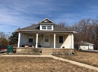 661 Savage Rd, Van Buren Township, MI 48111