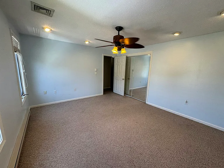 835 Mount Hope St #22 — Photo 2