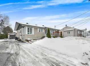 303 Chamberlain St #301, Hawkesbury, ON K6A2G3