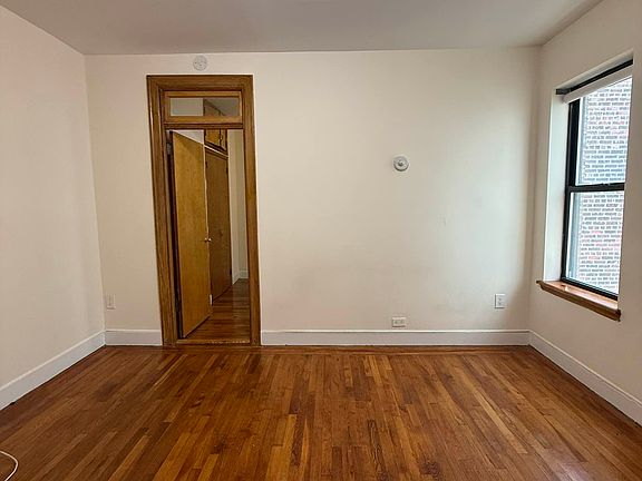4th image of 22 W 77th St #58