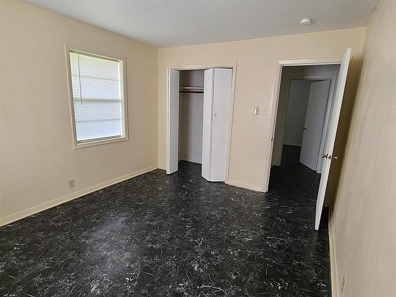 4th image of 915 Caldwell St