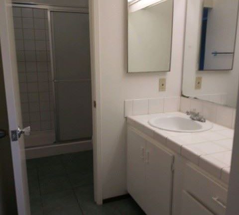 5th image of 5050 Greenberry Dr