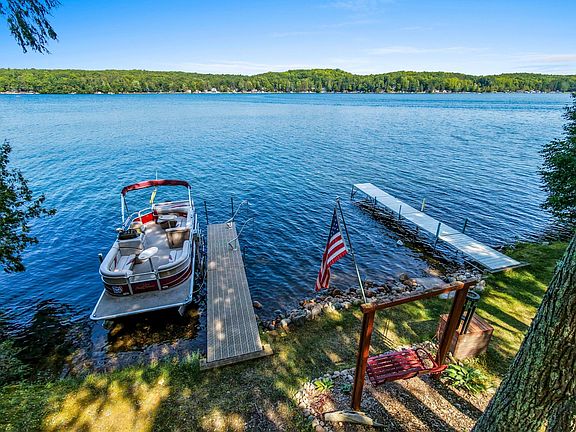 2nd image of 2234 Switzers Point Rd