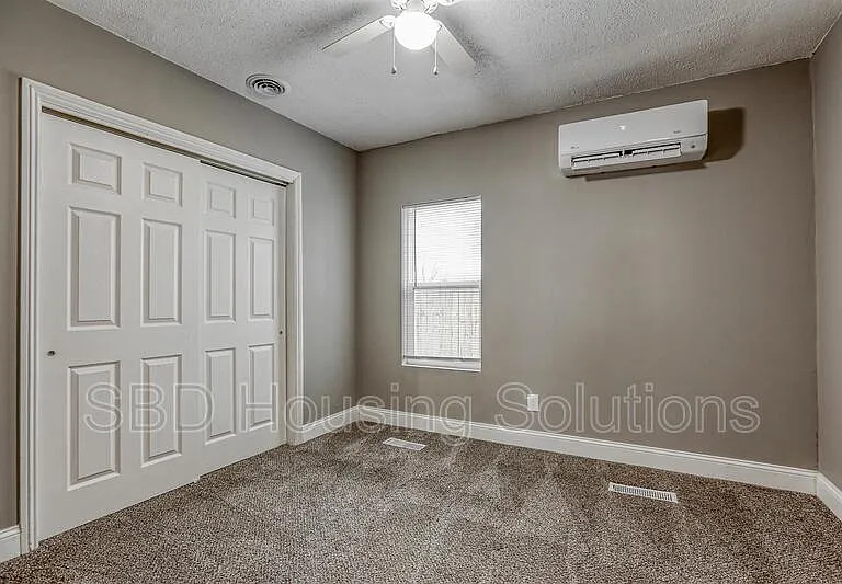 1027 E Parker Ave — Photo 10