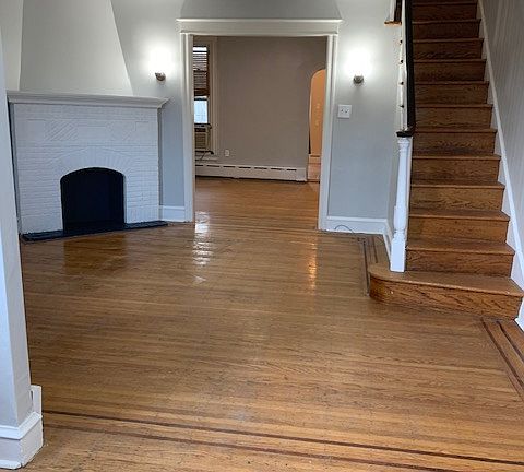 2nd image of 624 Jamestown St