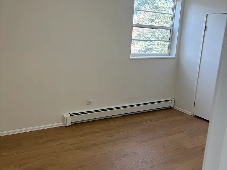2160 S Vaughn Way #103C — Photo 7