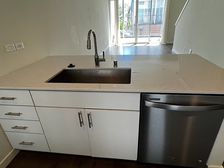 7134 Beacon Ave S #C — Photo 7
