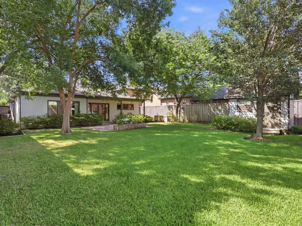 4329 Taos Rd, Dallas, TX 75209