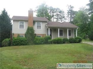 6108 Ballou Ct, Raleigh, NC 27609