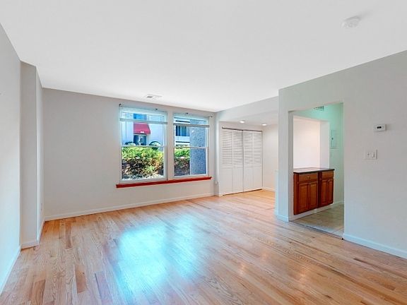 4th image of 450 River Road BLDG 450 #C