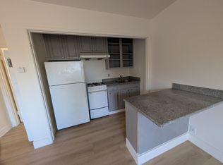 1213 San Pablo Ave #206, Albany, CA 94706