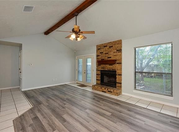 5th image of 2609 N Walker Dr