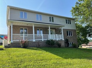 136 Scenic Hls, Parkersburg, WV 26104