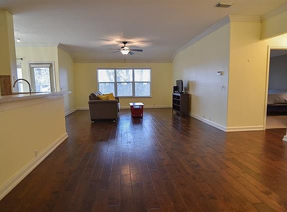 4th image of 1413 Hawk Dr