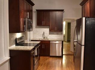 1250 N Greenview Ave #1F, Chicago, IL 60642