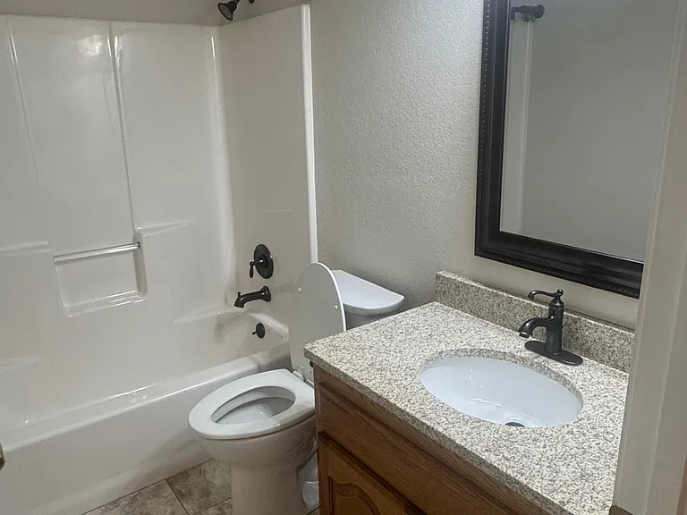 1108 Meadows Pl — Photo 29