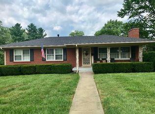 1015 Gainesway Dr, Lexington, KY 40517
