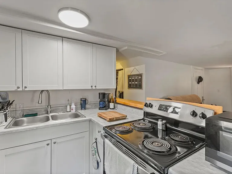 21 Hodge St — Photo 7