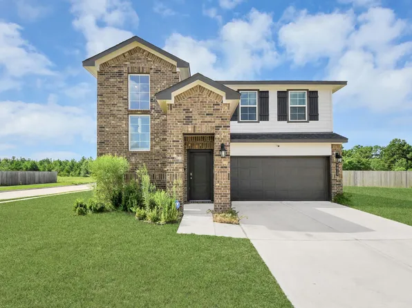 9810 Palm Royal Dr, Baytown, TX 77521