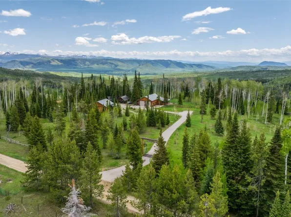 24100 Cottonwood Road N, Clark, CO 80428
