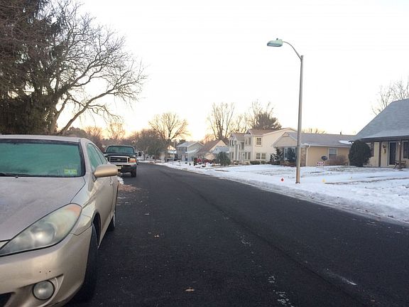 5th image of 23 Gainscott Ln