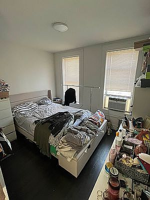 2nd image of 324 E 94th St APT 5e