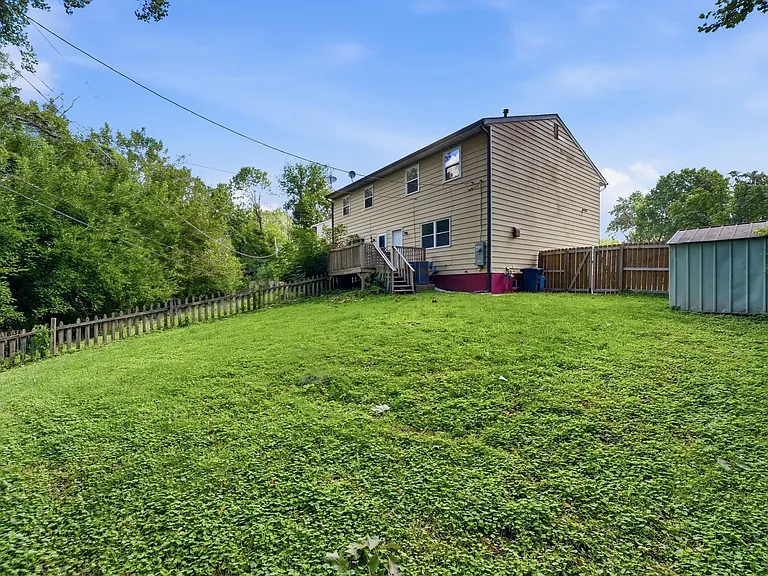 2216 Jackson Dr — Photo 33