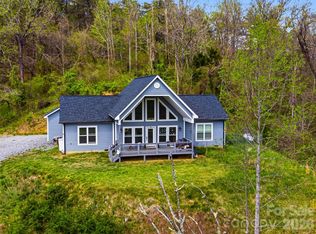 170 Starry Night Ln, Marshall, NC 28753