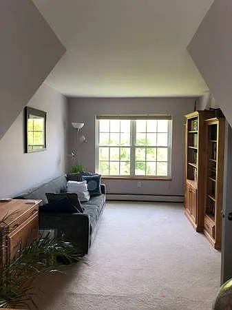Kristen Ct — Photo 8